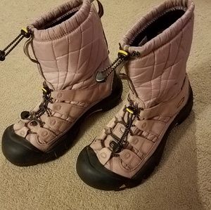 Keen Womens Winter Boots Size 9